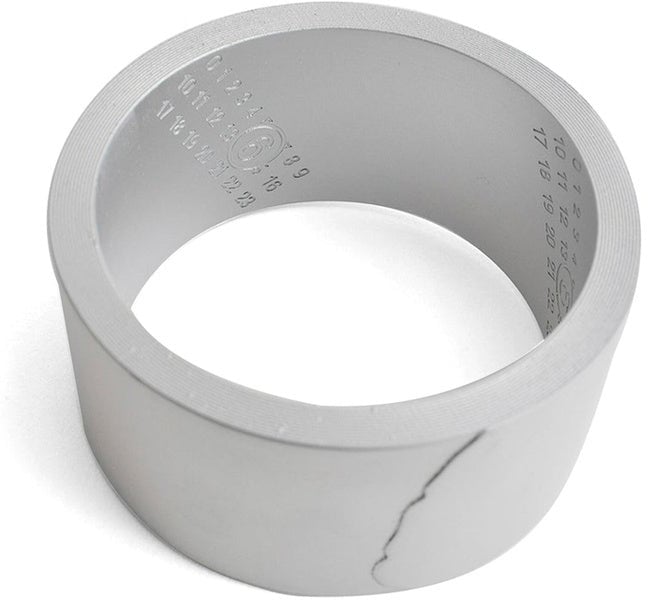 Maison Margiela MM6 Maison Margiela Logo Engaved Large Bracelet Zilver