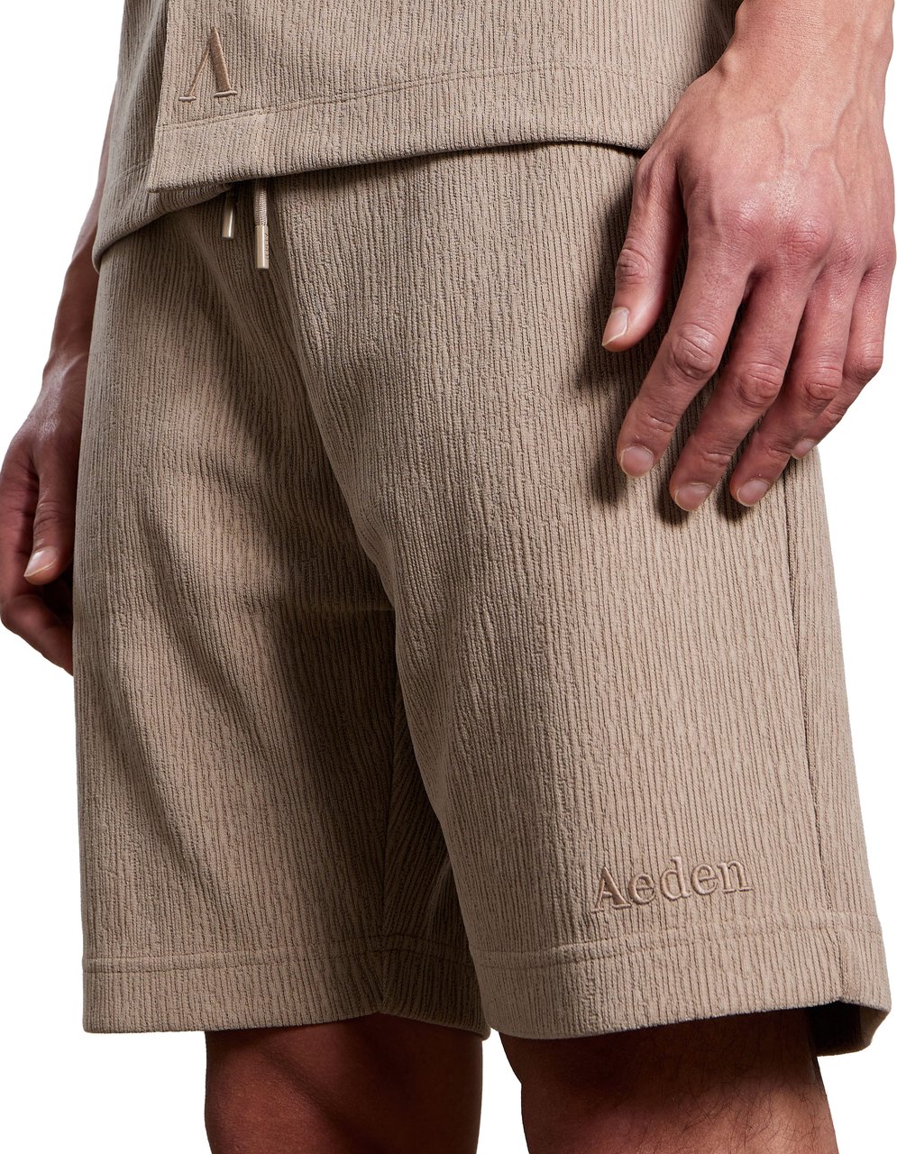 Aeden Vito Shorts Lead Grey Taupe