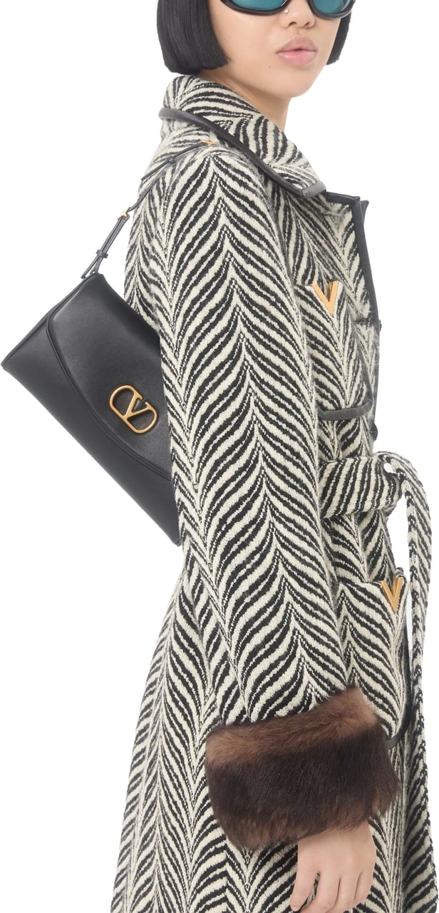Valentino Black Devain Nappa Leather Structured Clutch Zwart