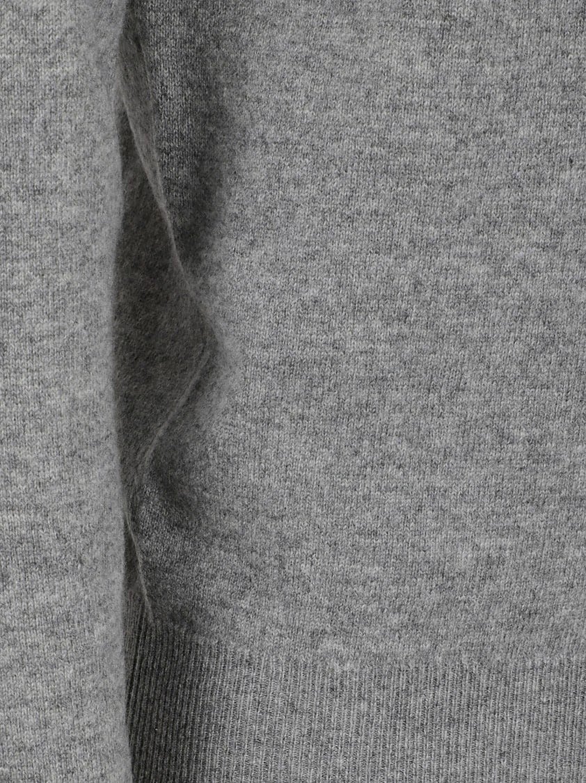 Zegna Crew Neck Cashmere Sweater With Ribbed Detailing Grijs