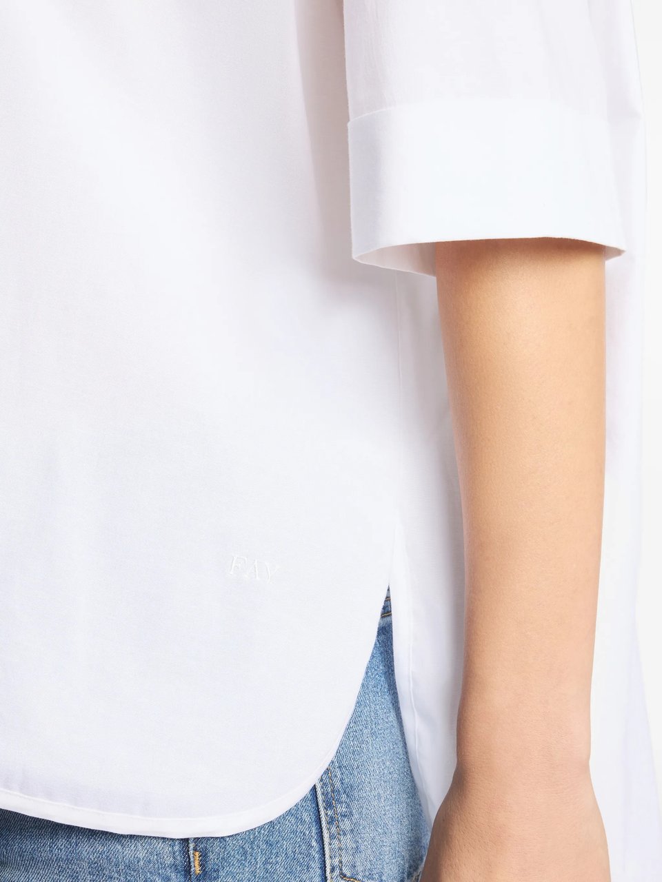 Fay Loose-Fitting White Short-Sleeved Pointed Shirt Wit