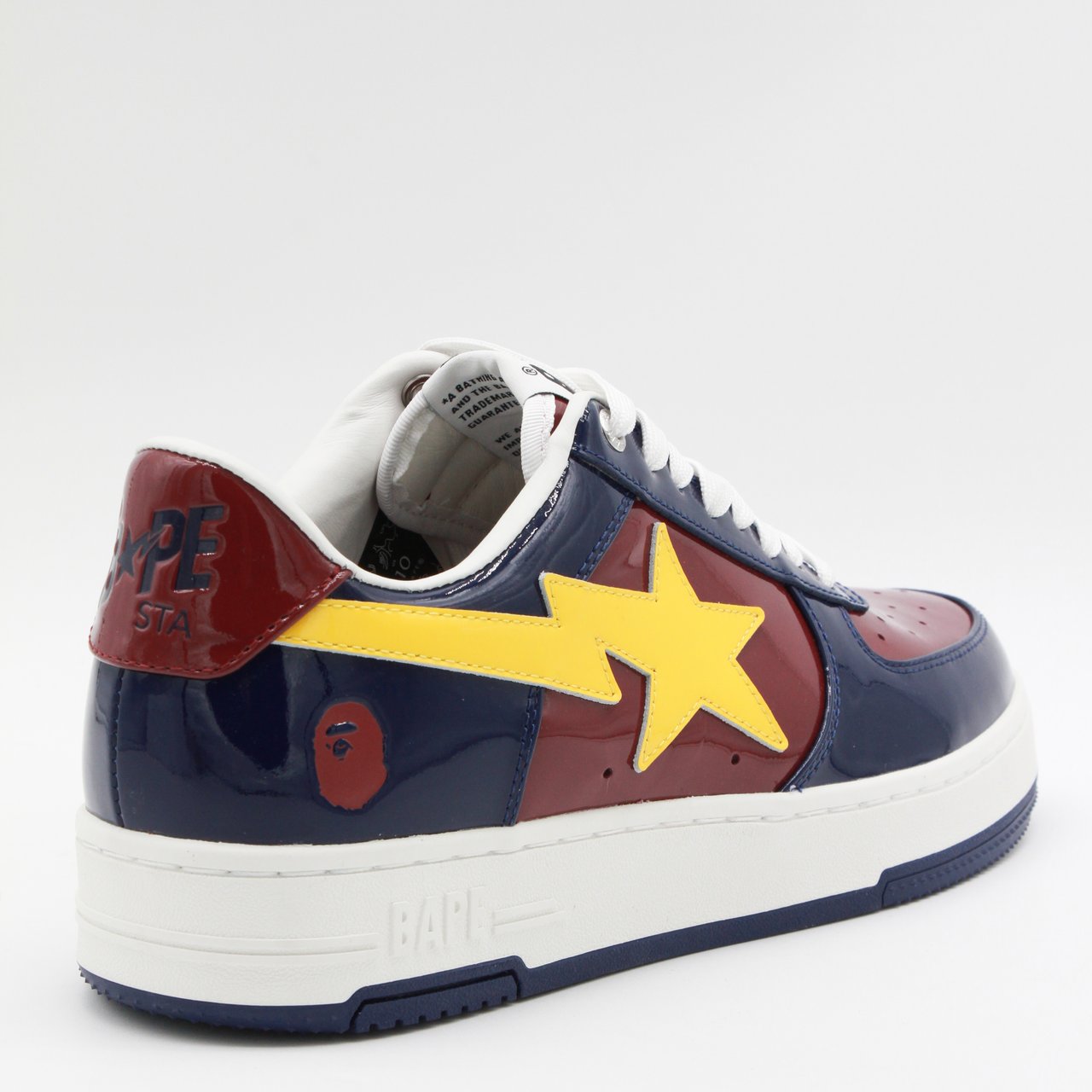 A BATHING APE Glossy Finish Sneakers with Star Blauw