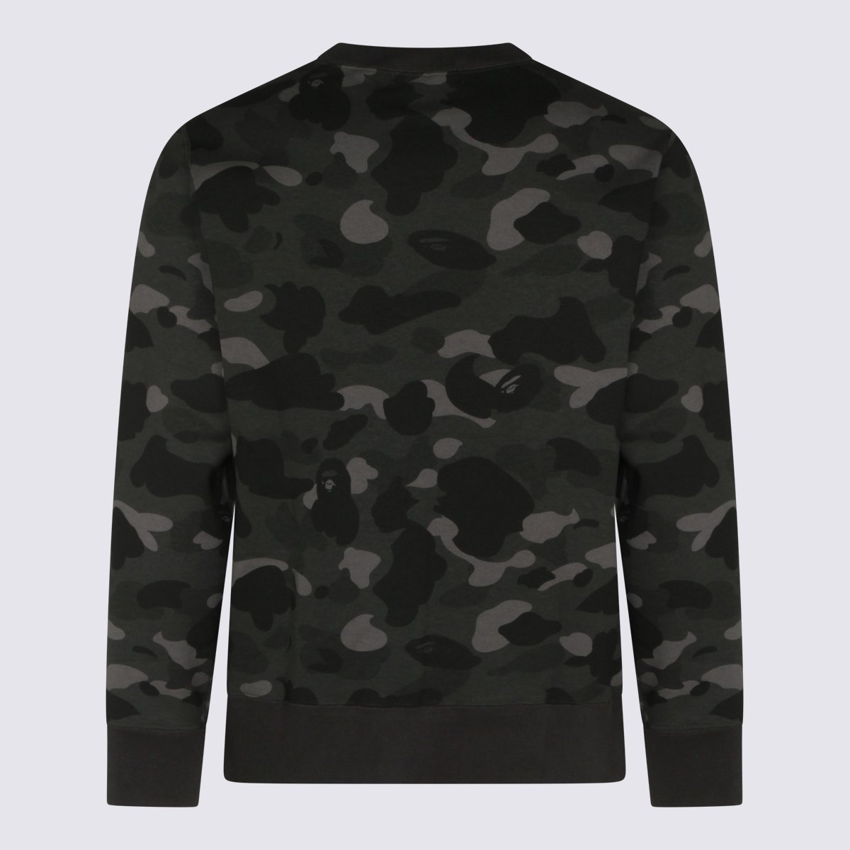 A BATHING APE Dark Camouflage Knit Sweatshirt With Bold Graphic Zwart