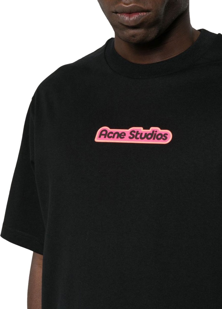 Acne Studios Acne Studios T-shirt - Black Zwart