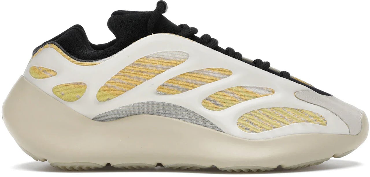 Adidas adidas Yeezy 700 V3 Safflower Geel