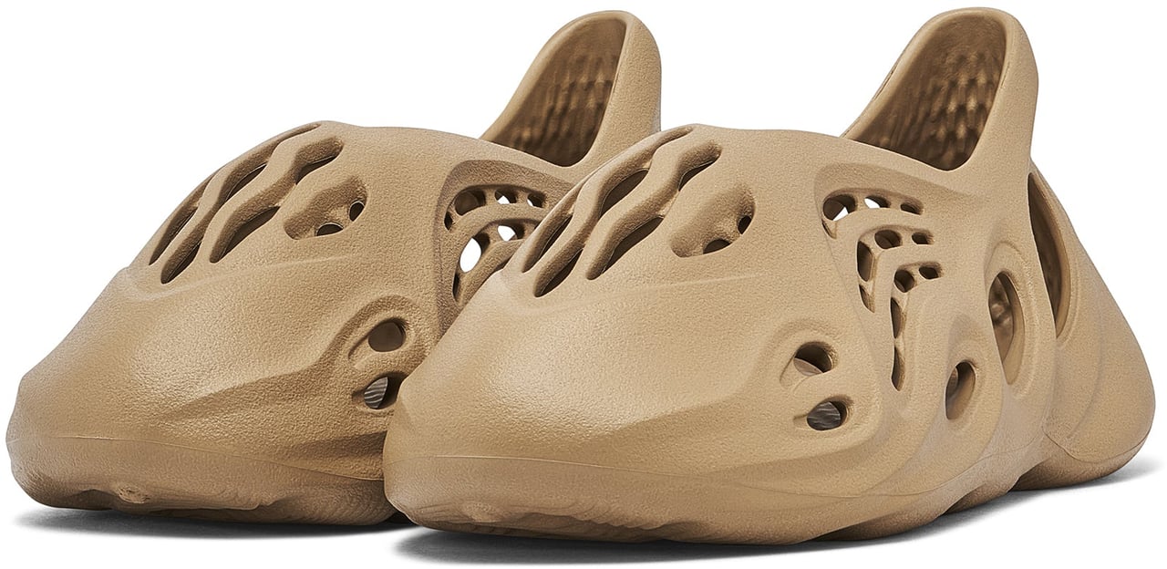 Adidas Yeezy Foam Runner Clay Taupe Divers