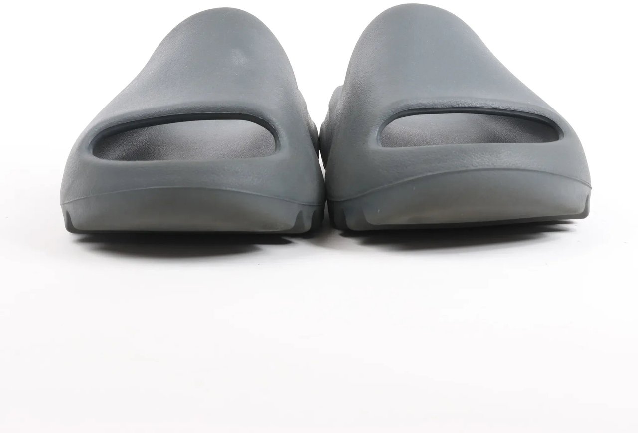 Adidas Adidas Yeezy "Slate Marine" Sandal Slidesin Gray, Size 40 EU Grijs