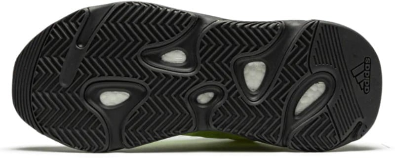 Adidas Yeezy 700 MNVN Phosphor Zwart