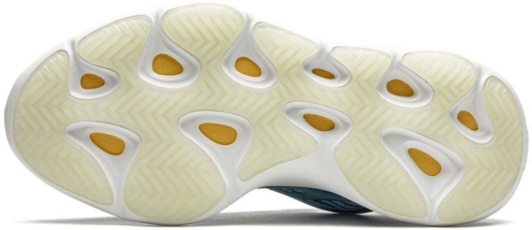 Adidas Yeezy 700 V3 Arzareth Wit