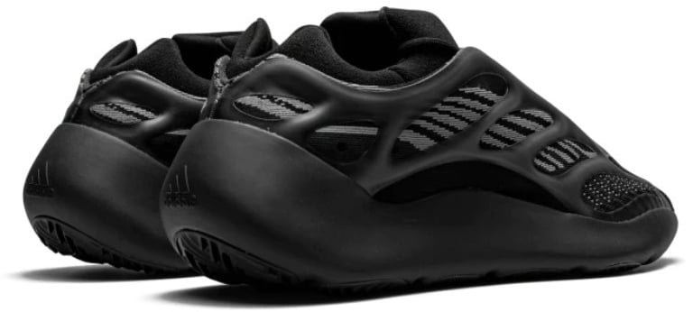 Adidas Yeezy 700 V3 Alvah Zwart