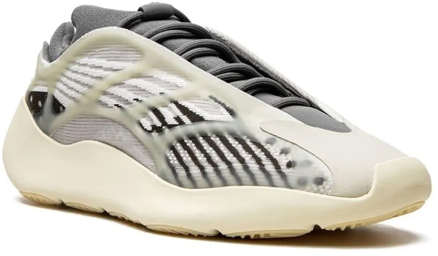 Adidas Yeezy 700 V3 Fade Salt Sneakers Divers