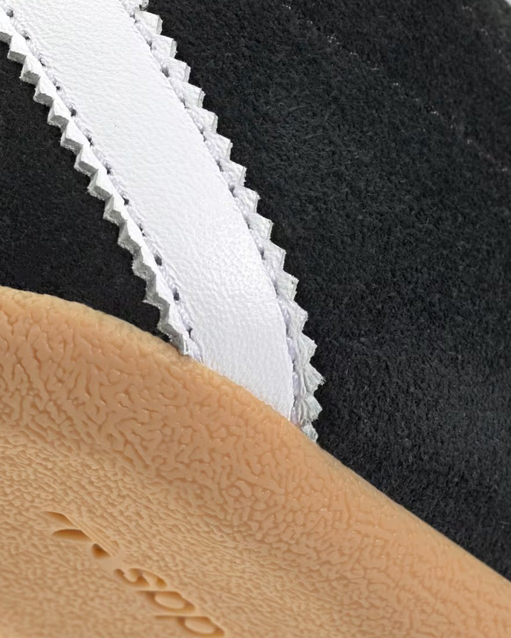 Adidas Sneakers Cblackftwwhtgum3 Zwart