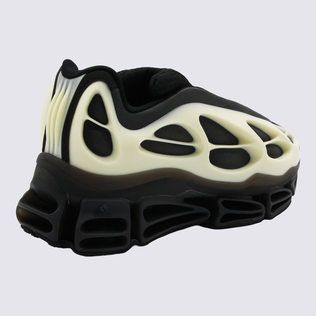 Adidas Futuristic Sneakers with Sculpted Cage Overlay Zwart