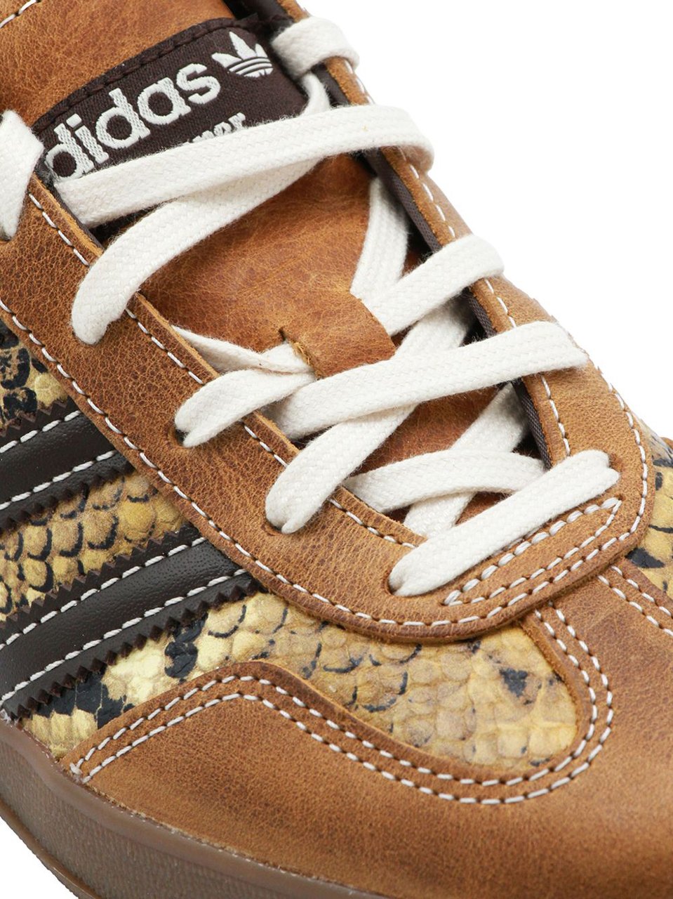 Adidas Sneakers Brown Beige
