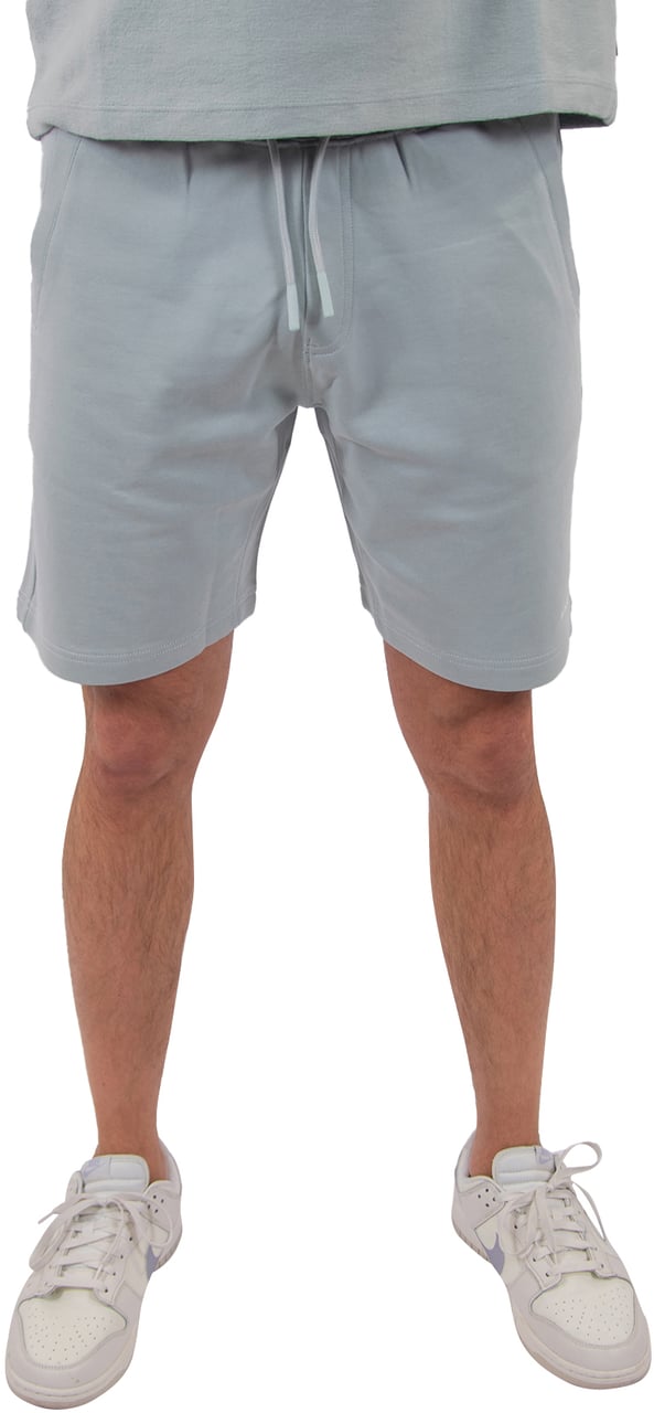 Airforce Basic Short Groen
