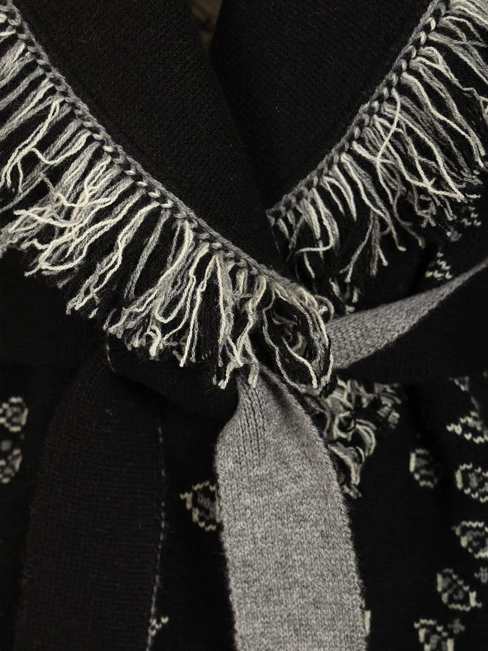 Alanui Fringed Bandana Jacquard Cardigan with Shawl Collar Zwart