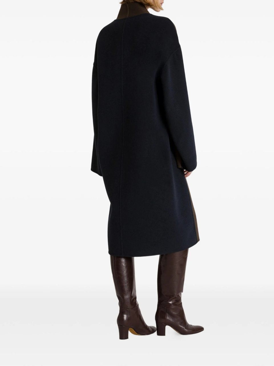 Alberta Ferretti Long Wool Coat with Wrap Design and Contrasting Belt Zwart