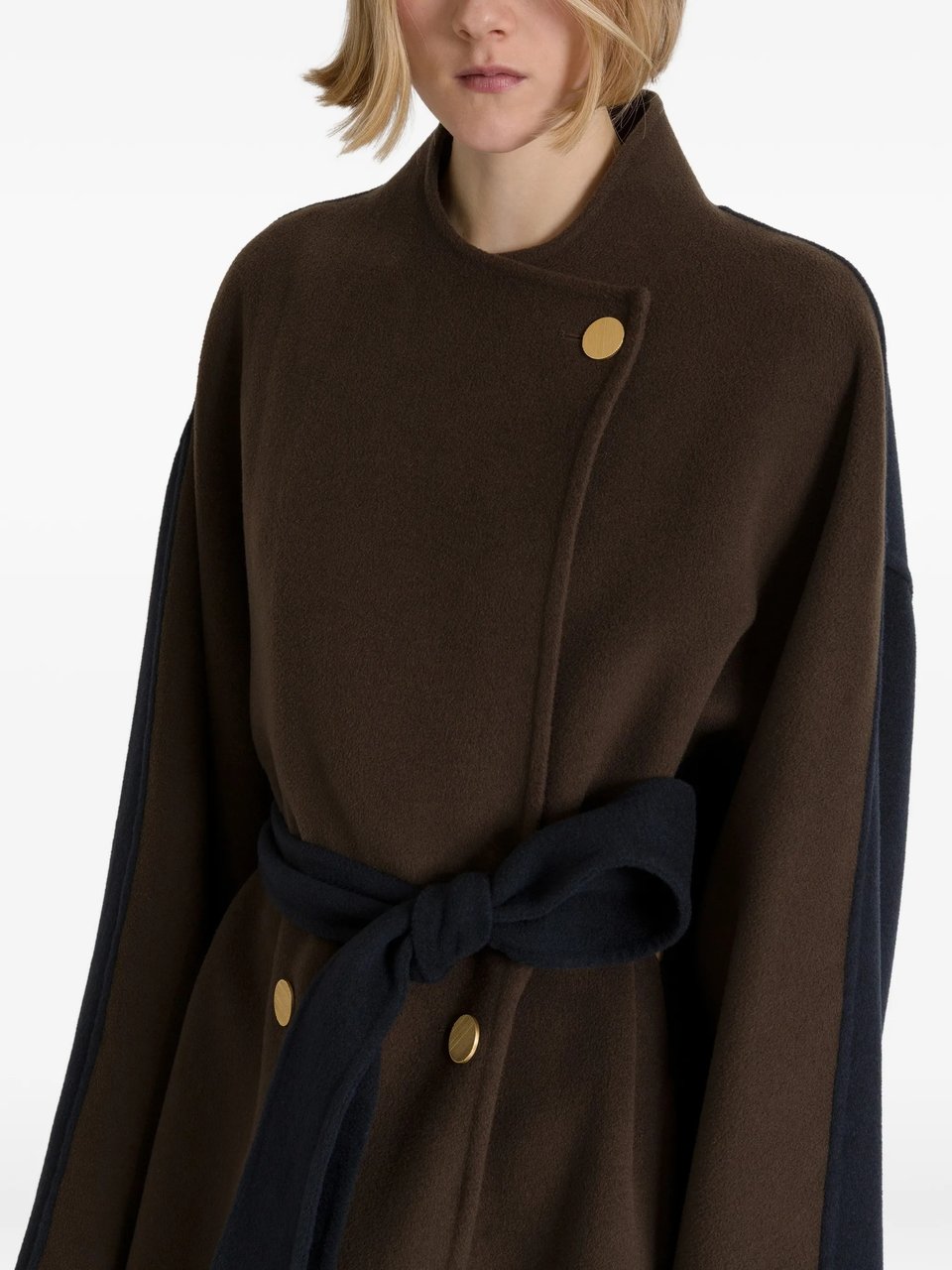 Alberta Ferretti Long Wool Coat with Wrap Design and Contrasting Belt Zwart