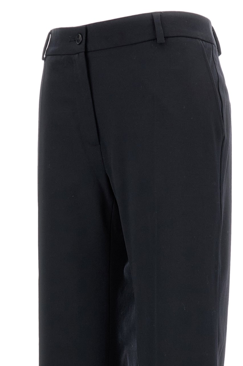 Alberto Biani Tailored Stretch Wool Trousers with Ankle-Length Leg and Turned-Up Hem Zwart