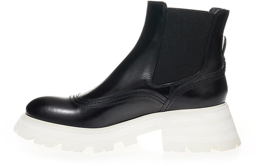 Alexander McQueen Ankle Boots Black Divers