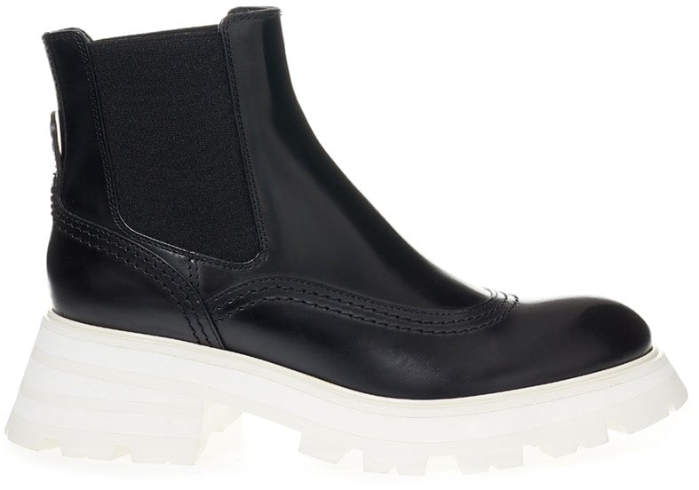 Alexander McQueen Ankle Boots Black Divers