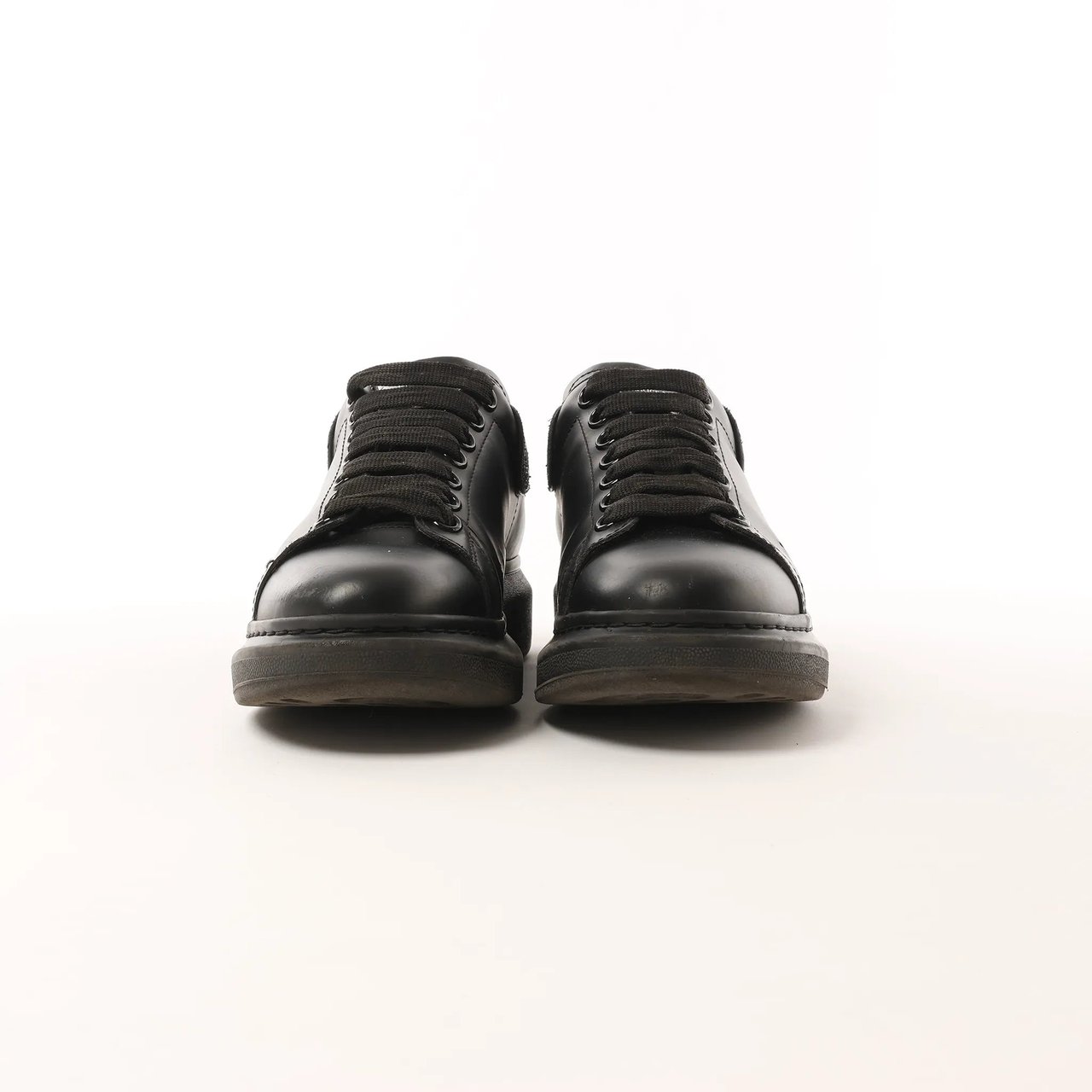 Alexander McQueen Alexander McQueen Runway Glitter-Heeled Leather Platform Trainers in Black, Size 39 EU Zwart