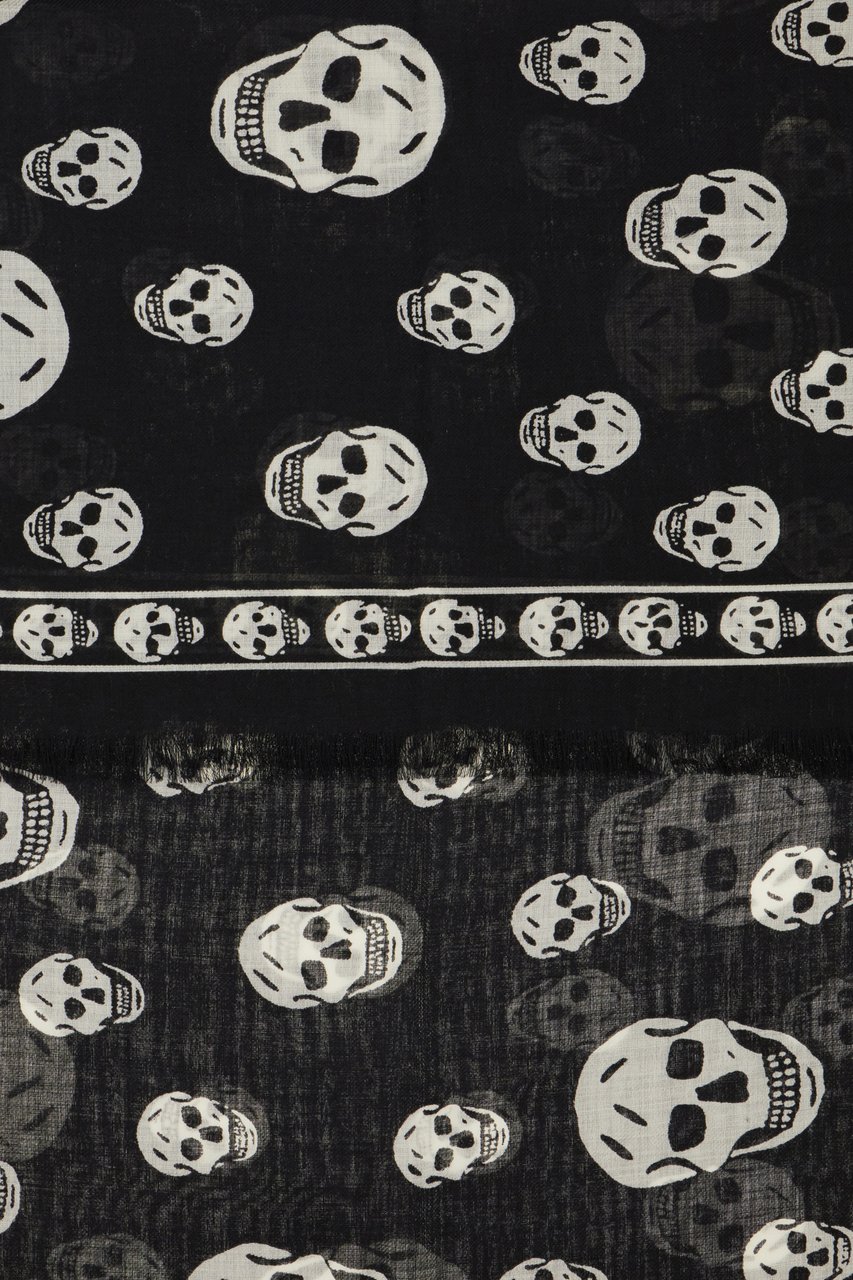 Alexander McQueen Alexander McQueen Printed wool scarf Zwart