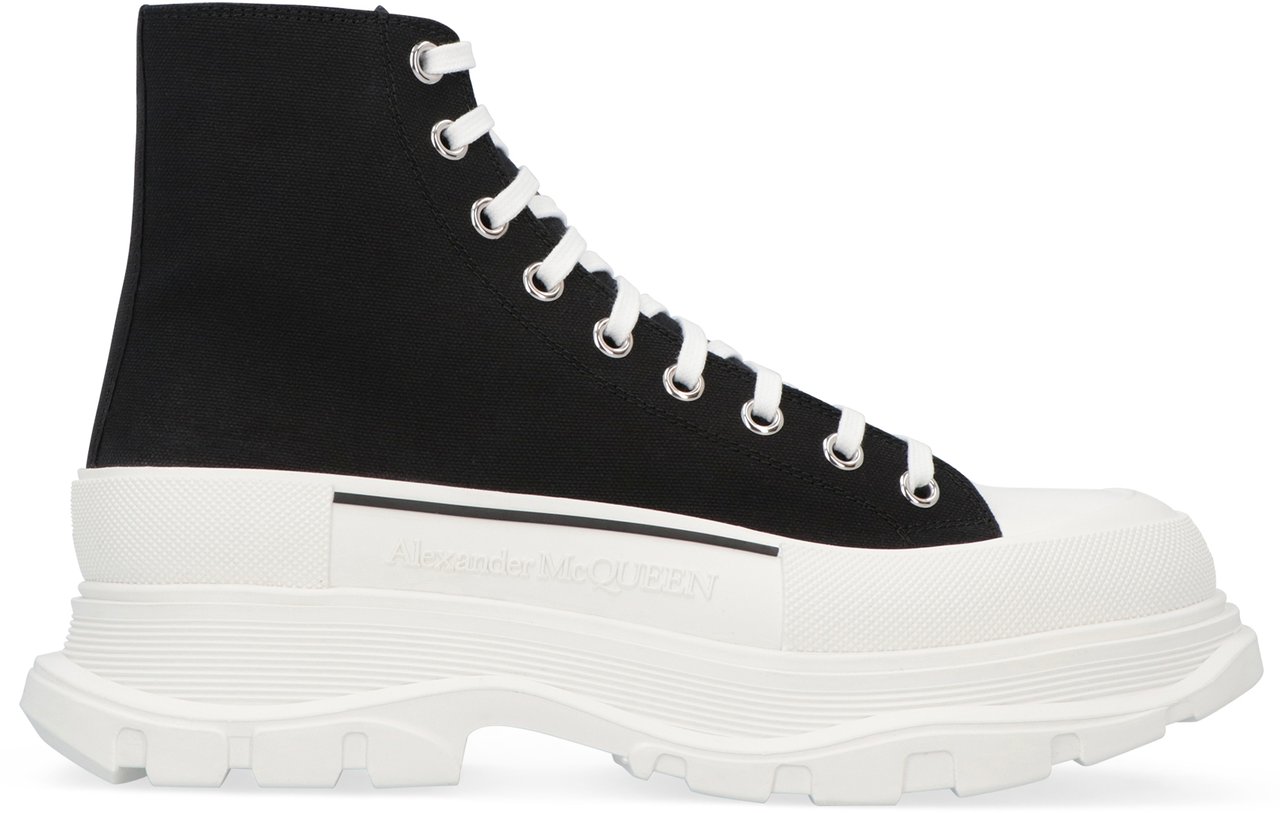 Alexander McQueen Tread Slick lace-up ankle boots Zwart