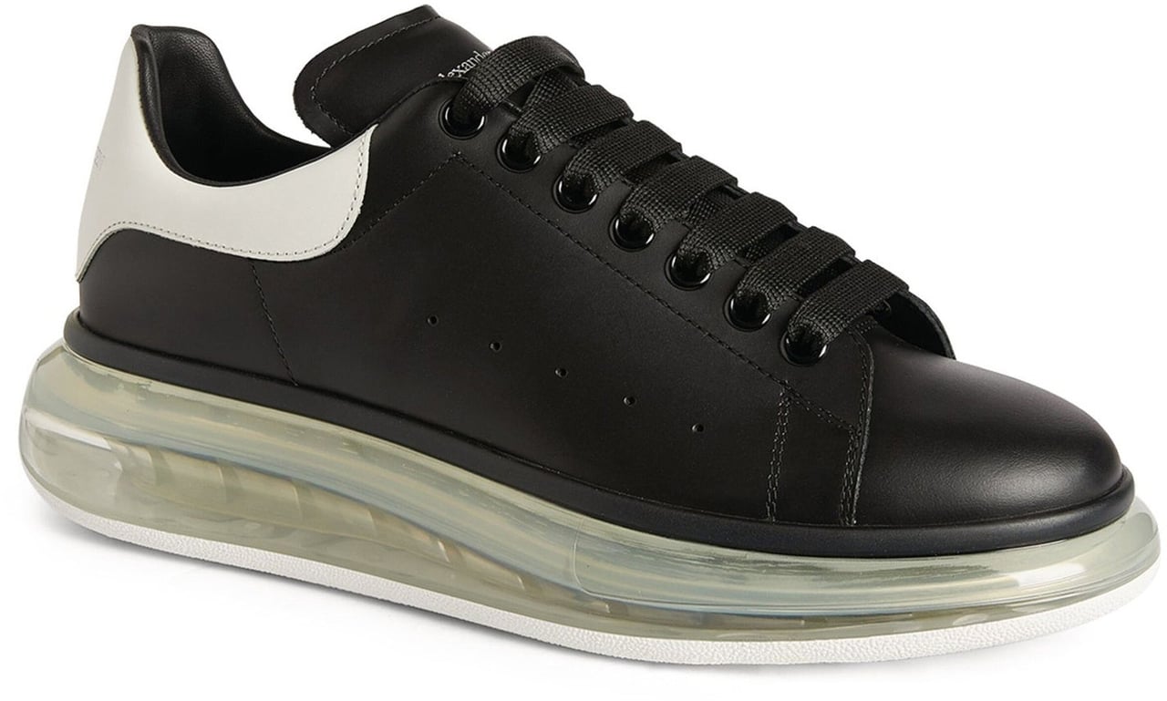 Alexander McQueen Alexander McQueen Oversized Sneakers Zwart