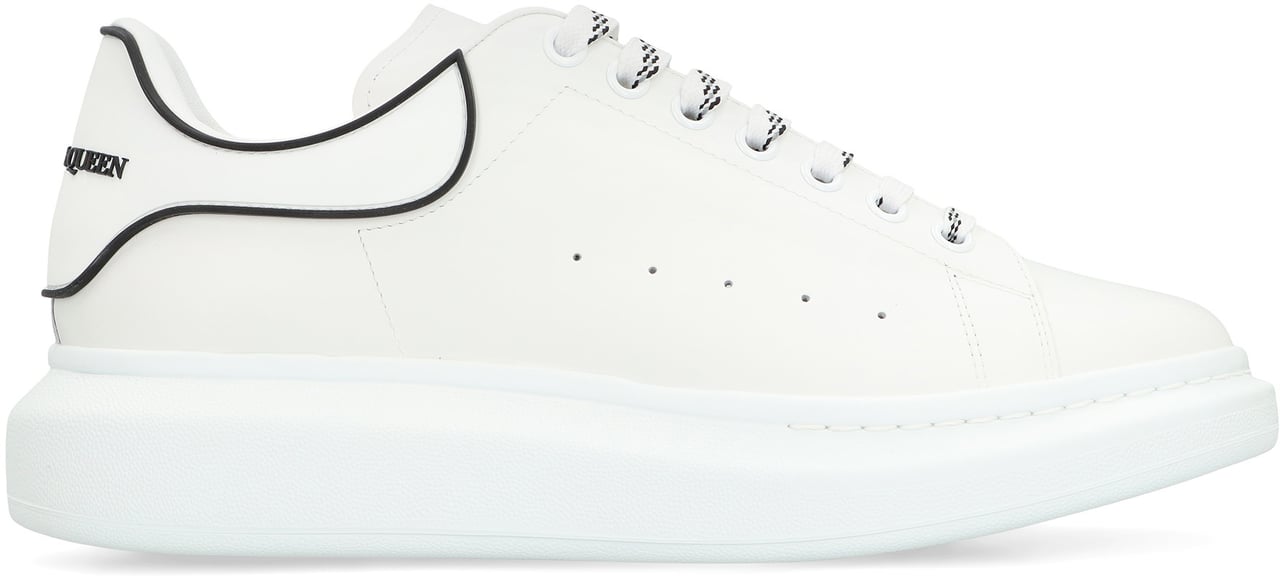 Alexander McQueen Leather chunky sneakers Wit