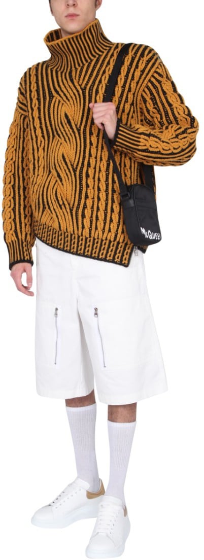 Alexander McQueen Japanese Gabardine Shorts Wit