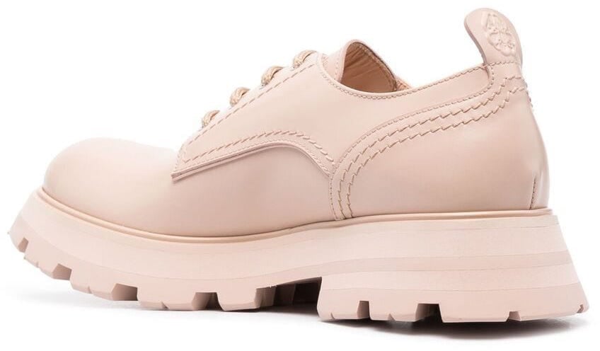 Alexander McQueen Wander Lace-up Shoes Roze
