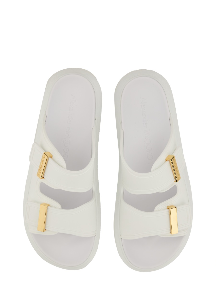 Alexander McQueen Gold Oversized Buckles Slide Sandals Wit