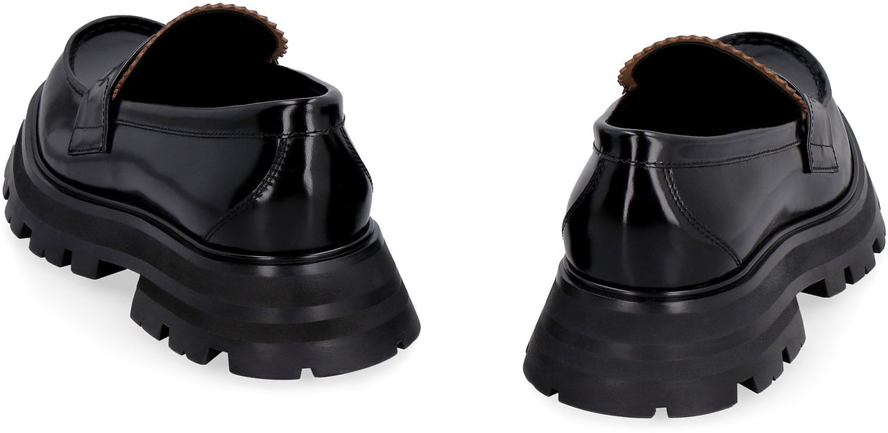 Alexander McQueen Wander leather loafers Zwart