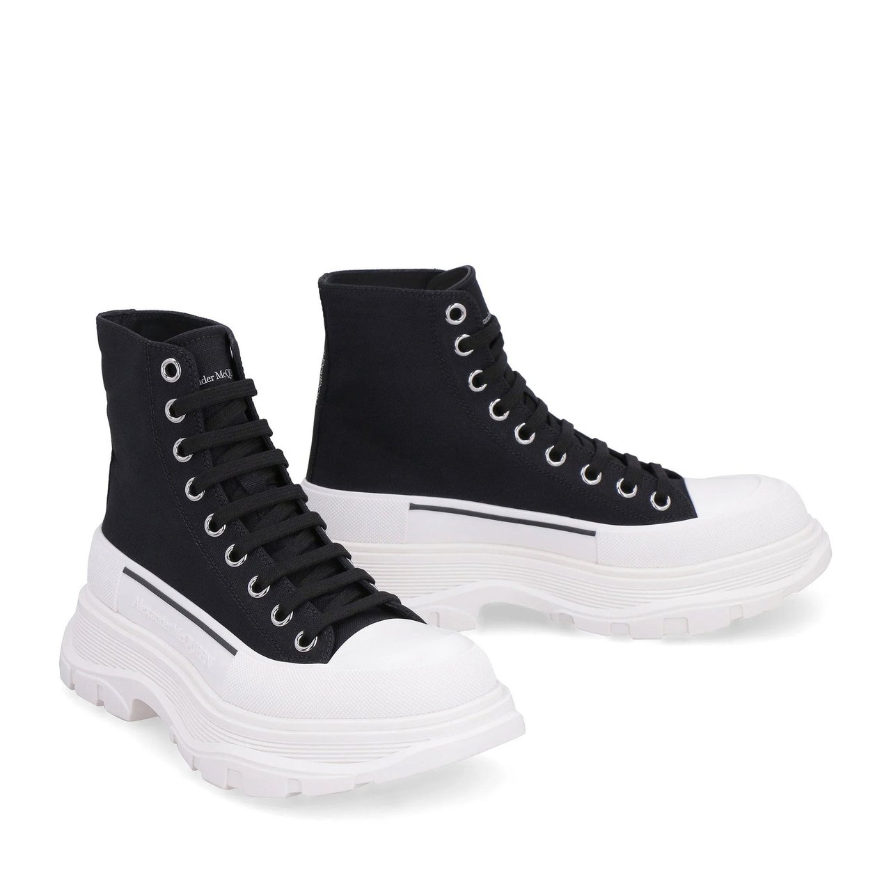 Alexander McQueen Alexander McQueen Treadslick High Top Sneakers Zwart