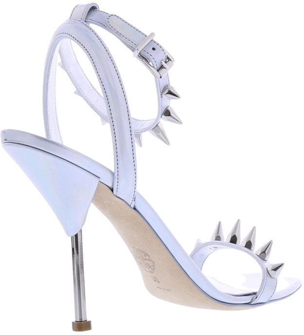Alexander McQueen Dames Spike Sandal Silver Metallic