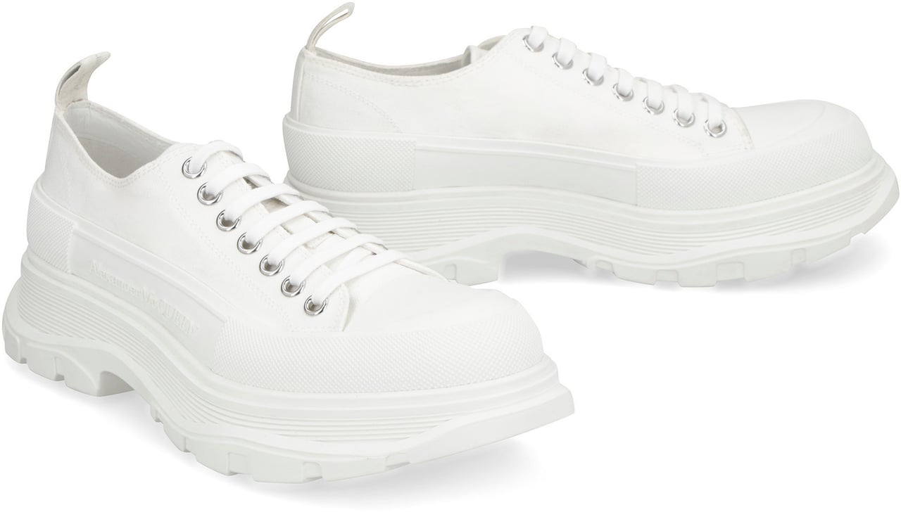 Alexander McQueen Tread Slick lace-up shoes Wit