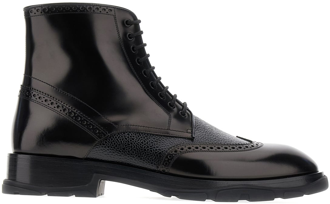 Alexander McQueen Alexander McQueen Black leather Punk Worker ankle boots Zwart