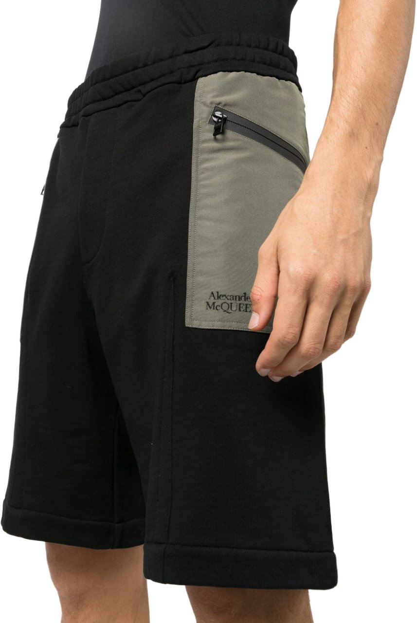 Alexander McQueen Shorts Black Zwart