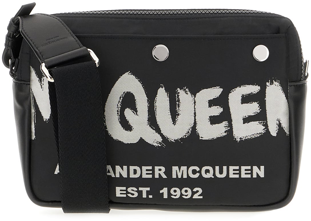 Alexander McQueen Alexander McQueen Black nylon crossbody bag Zwart