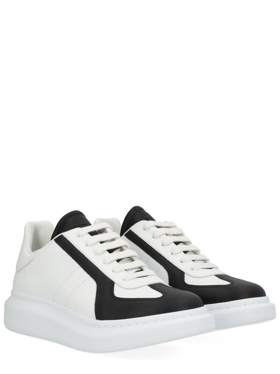 Alexander McQueen Oversized White Base Black Sneakers Wit
