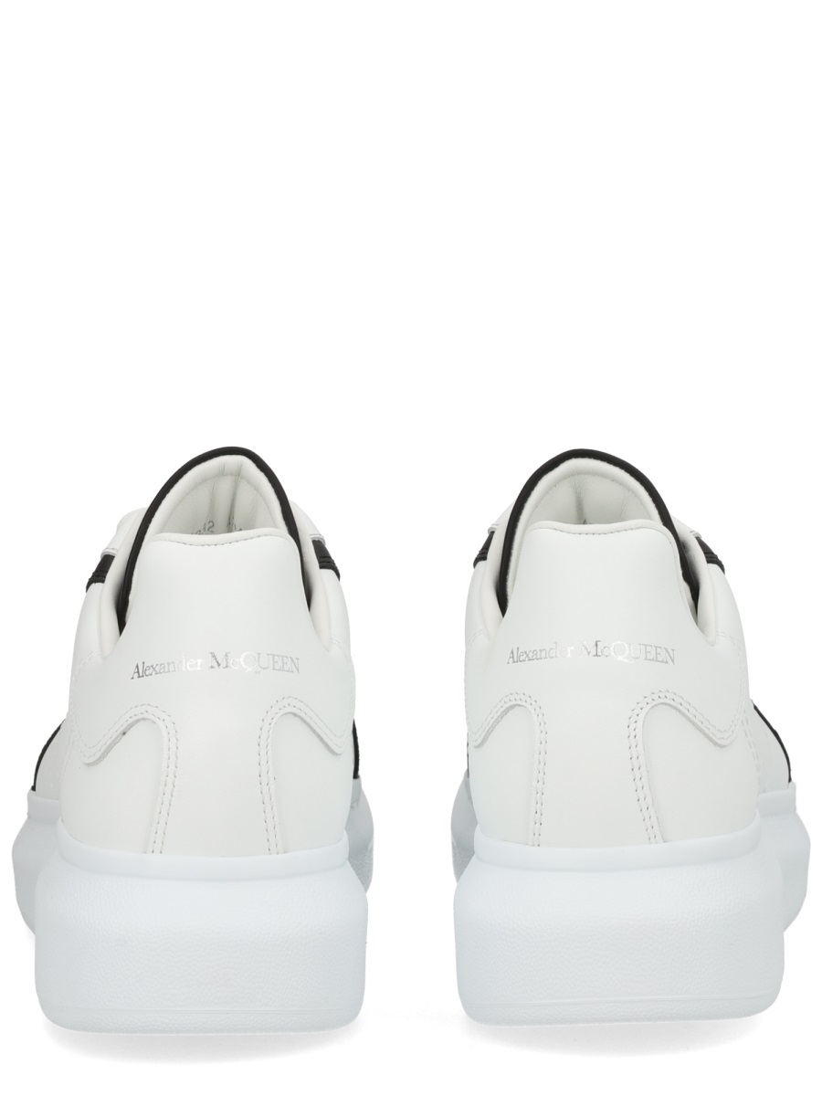 Alexander McQueen Oversized White Base Black Sneakers Wit