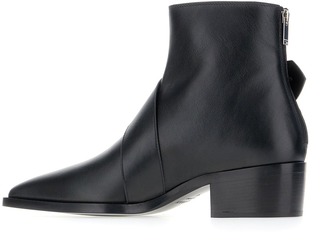 Alexander McQueen Alexander McQueen Black leather Heron ankle boots Zwart
