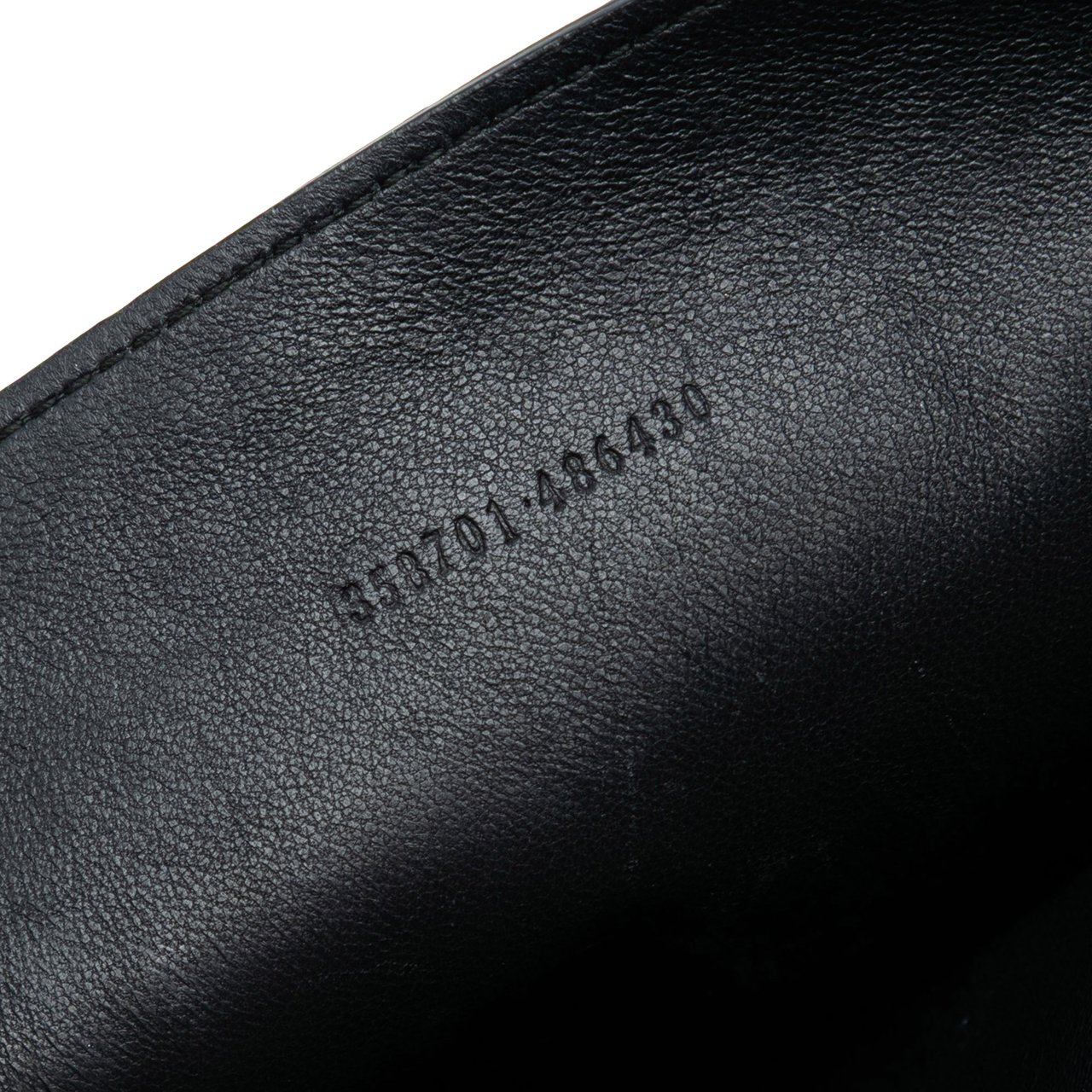 Alexander McQueen Leather Grommet Studded Skull Clutch Zwart