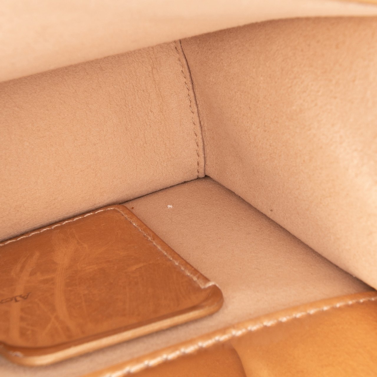 Alexander McQueen Mini Metallic Calfskin Jewelled Crossbody Goud