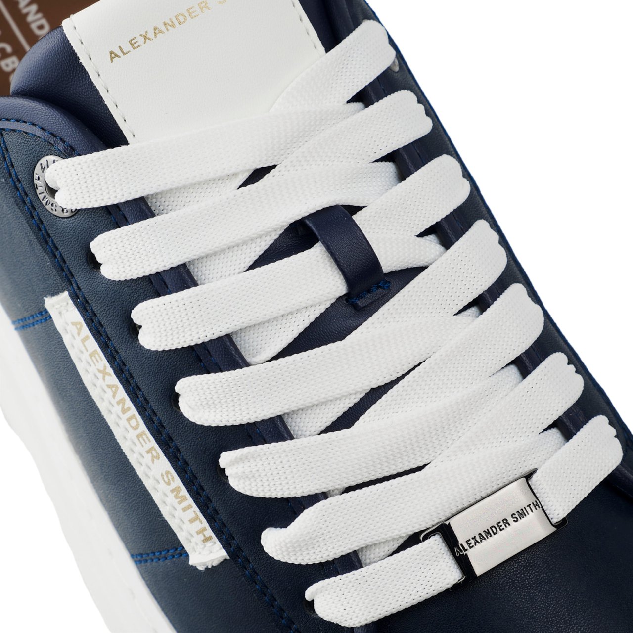 Alexander Smith Sneakers EcoWembley in pelle vegana blu Blauw