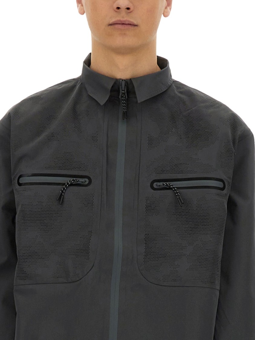 Alpha Industries Laser Cut Shirt With Structured Silhouette Grijs