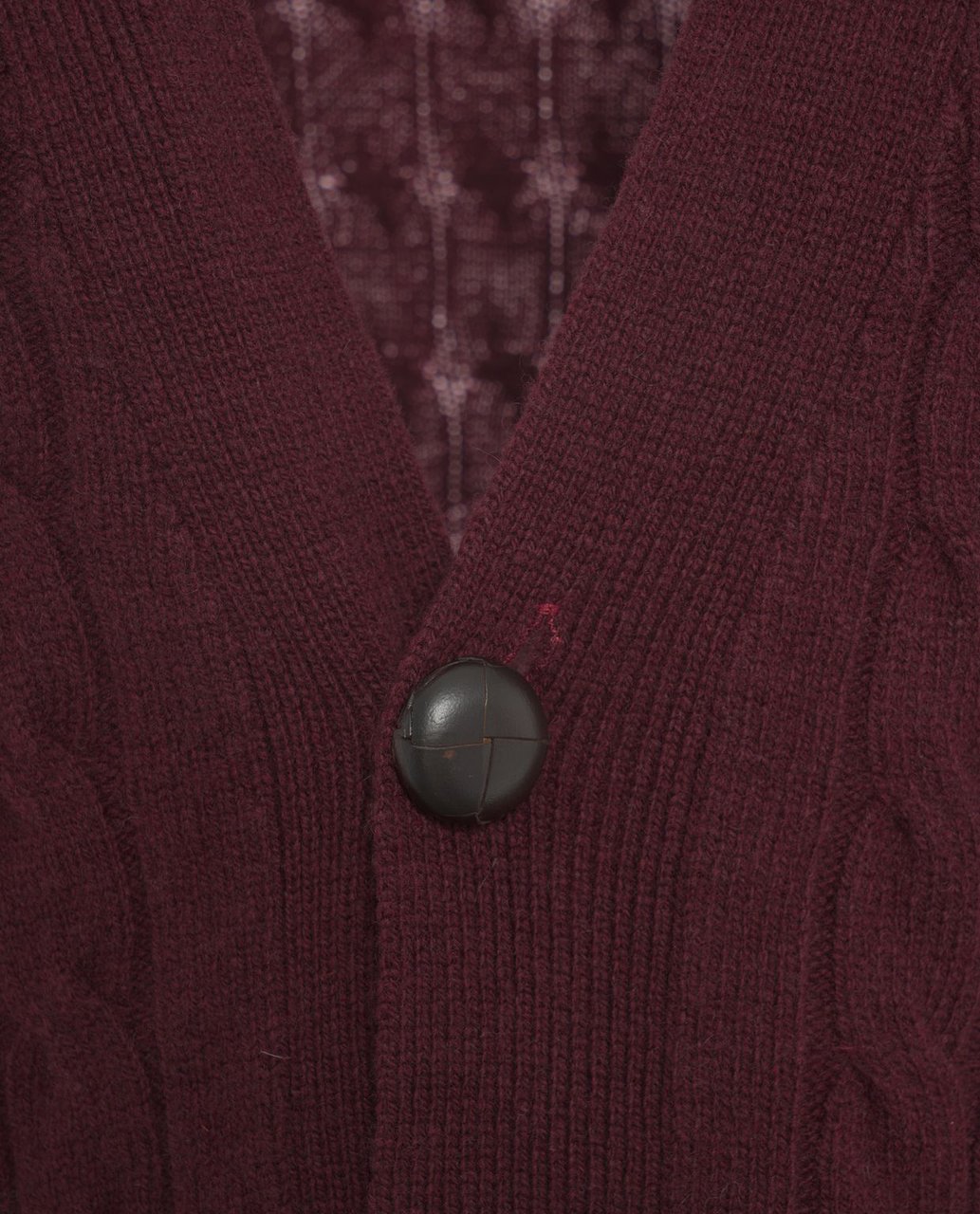 Amaranto Cardigan with cable knit pattern Paars