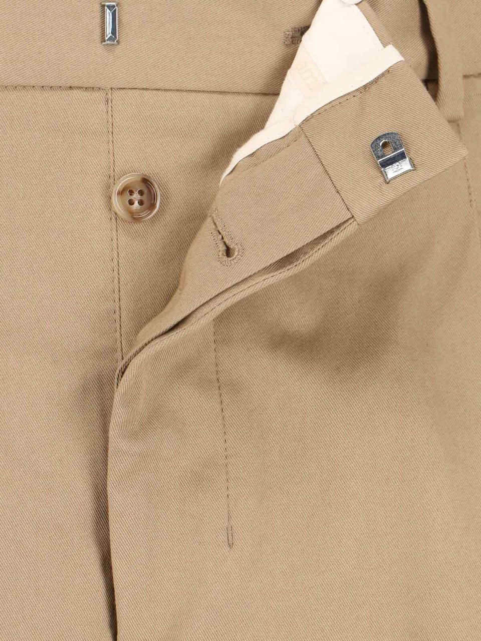 AMI Paris Cotton Bermuda Shorts – Beige Neutraal