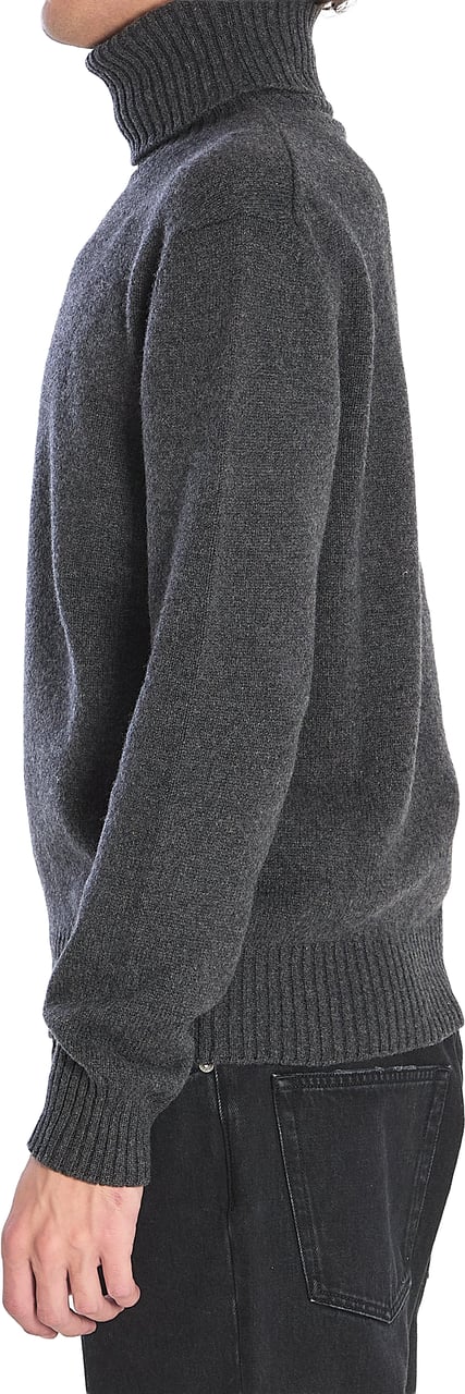 AMI Paris Ami de Coeur turtleneck sweater Grijs